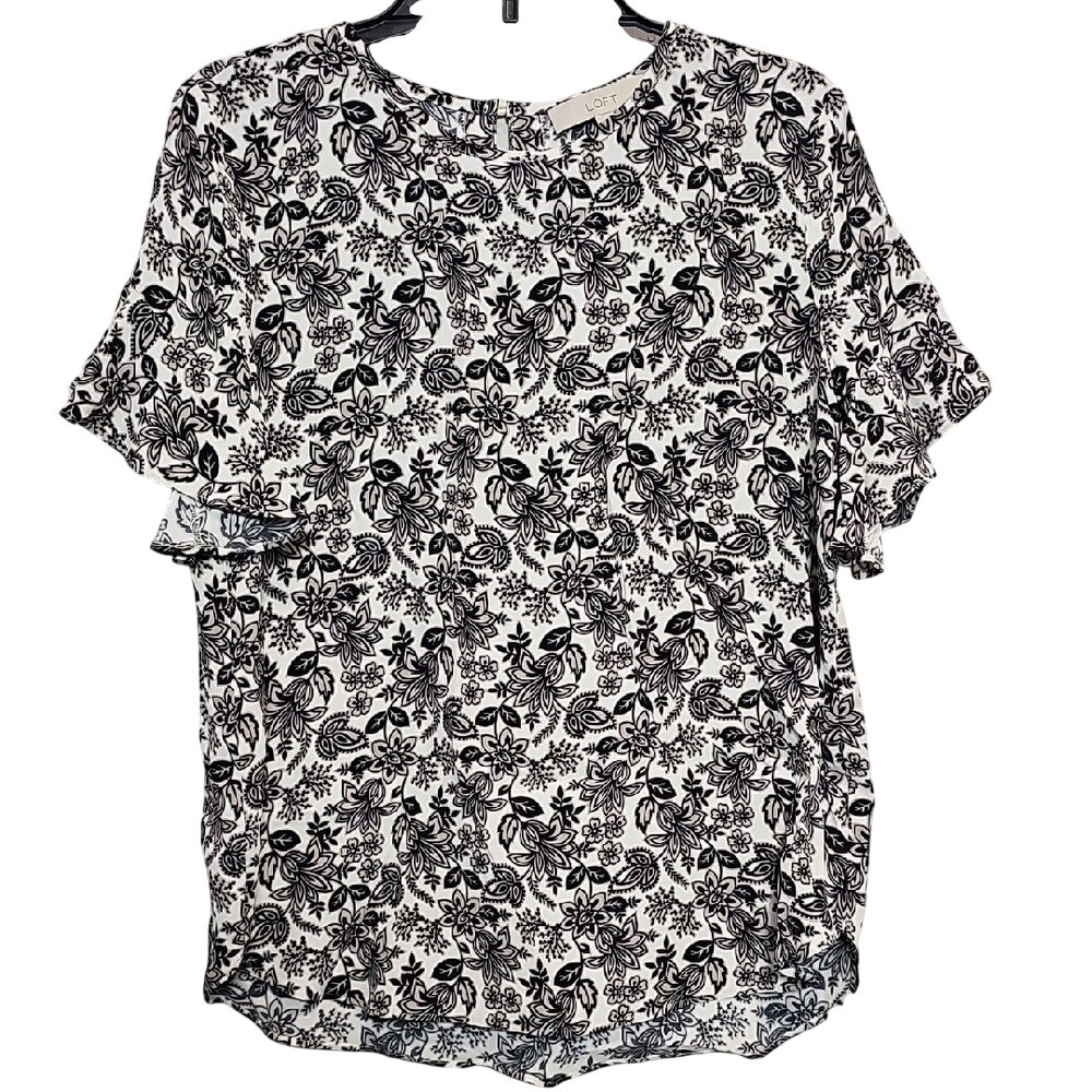 LOFT monochrome Floral Flutter Sleeve Blouse Size Small